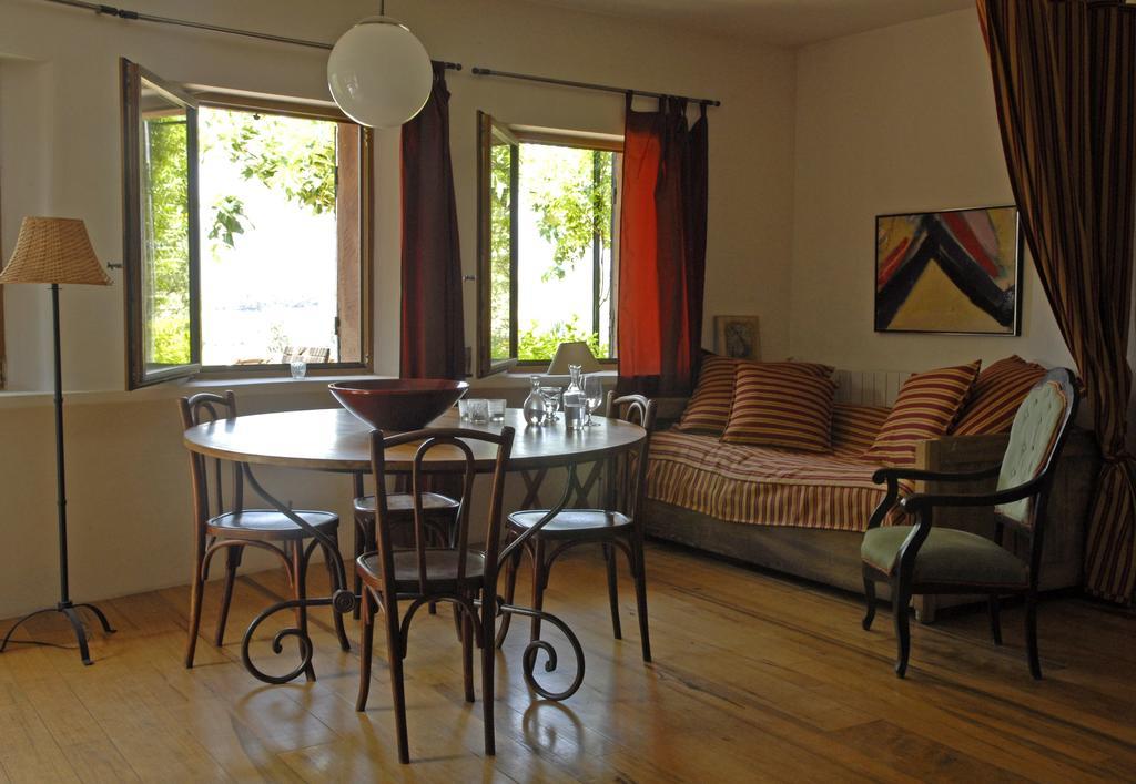 Residence Les Rossignols Roussillon en Isere 객실 사진